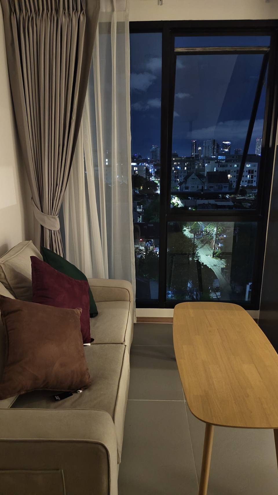 Cybiq Ratchada 32 Corner Unit
