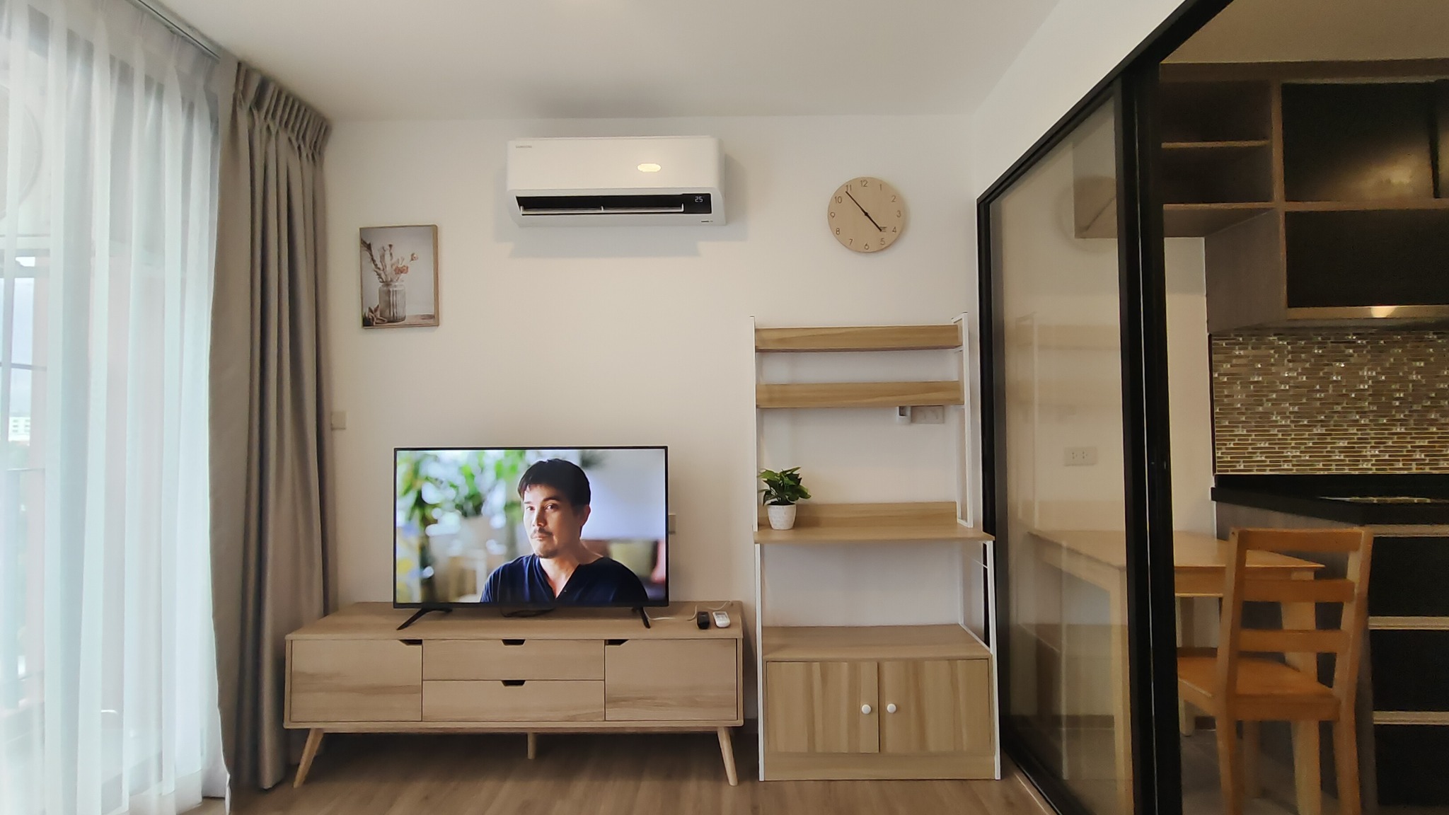 Cybiq Ratchada 32 Studio